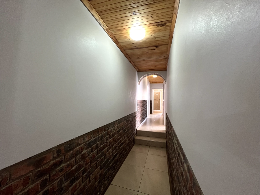 3 Bedroom Property for Sale in Wavecrest Eastern Cape
